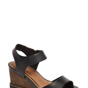 Women's Tamaris 'Alis' Lug Sole Wedge Sandal