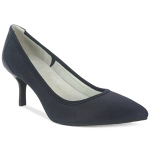 Tahari Toby Stretch Pumps Women's Shoes