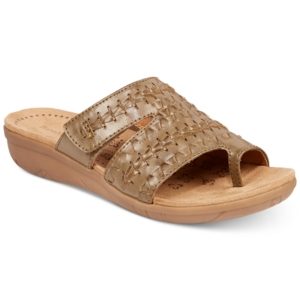 Bare Traps Jeaney Wedge Sandals Women's Shoes