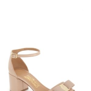 Women's Salvatore Ferragamo Gavina Block Heel Bow Sandal, Size 5.5 B - Beige