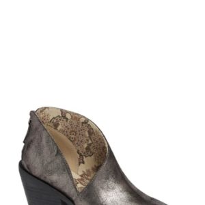 Women's Band Of Gypsies Tusk Bootie, Size 6.5 M - Grey