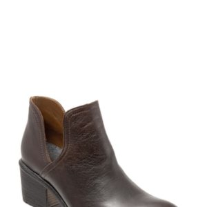 Women's Bueno Dylan Cutout Bootie, Size 5.5-6US / 36EU - Brown