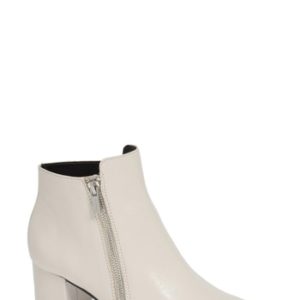 Women's Calvin Klein Fara Bootie, Size 5 M - White