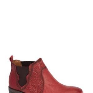 Women's Comfortiva Tenny Bootie, Size 6 M - Red