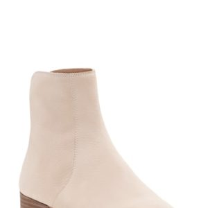 Women's Lucky Brand Glanshi Bootie, Size 5.5 M - Beige