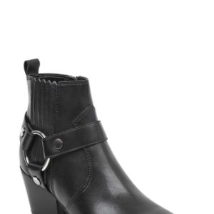 Women's Marc Fisher Ltd Halie Bootie, Size 7 M - Black