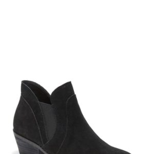 Women's Me Too Zayden Bootie, Size 5.5 M - Black