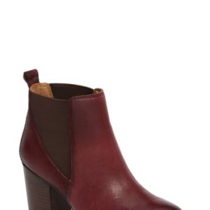 Women's Sofft Welling Bootie, Size 6 M - Burgundy