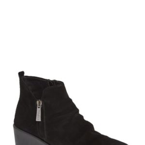 Women's The Flexx Slingshot Ankle Bootie, Size 5.5 M - Black