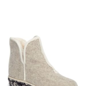 Women's Toni Pons Espadrille Platform Bootie With Faux Fur Lining, Size 5US / 35EU - Beige