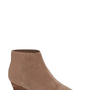 Women's Sole Society Aydie Bootie, Size 5.5 M - Beige